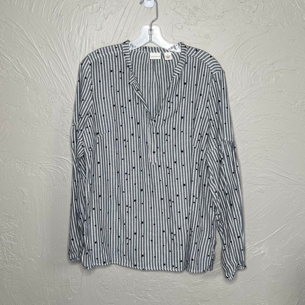 Westbound women’s top size large
